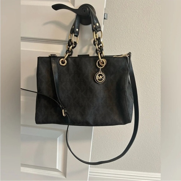 Michael Kors Black and Gold Tote with Signature Monogram Cynthia - Picture 1 of 13